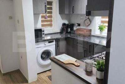 Casă cu 3 camere decomandat în Central