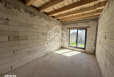 Casă cu 4 camere cu Teren 451 Mp în Teiu - 9
