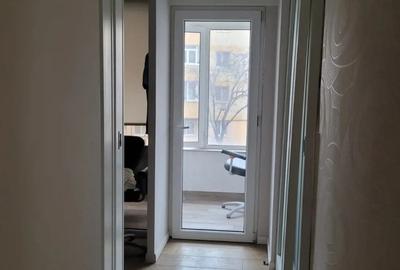 Spațiu comercial, de 54 mp, în Central - 2