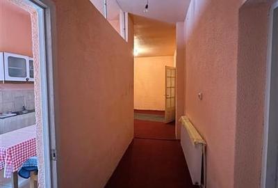 Casă individuală cu 6 camere cu Teren 606 Mp în Central - 28