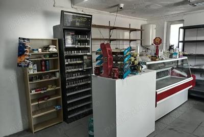 Inchiriez spatiu - 2
