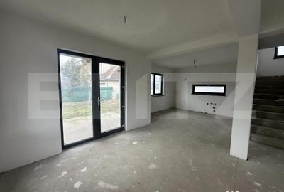 Casă cu 4 camere cu Teren 385 Mp în Mărtinești - 14