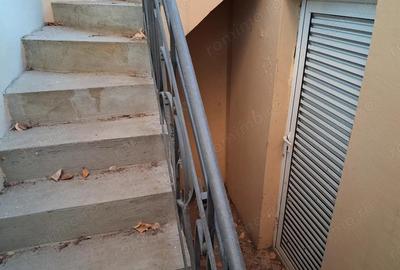 Casă cu Teren 437 Mp în Titulescu - 10