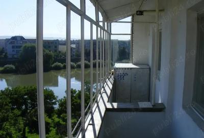 Apartament cu 4 camere decomandat în Lugoj - 4