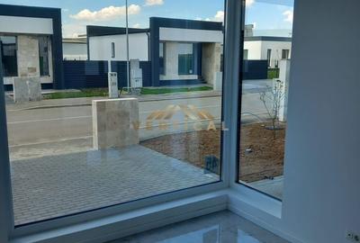 Casă cu 3 camere cu Teren 445 Mp în Central - 8