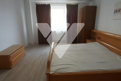 Apartament cu 3 camere semidecomandat, mobilat în Hipodrom 3 - 6