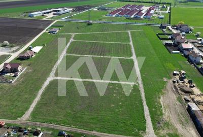 Teren Construcții intravilan de 447 mp, în Hălchiu - 17