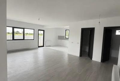 Casă cu 5 camere în Ciorogârla - 6