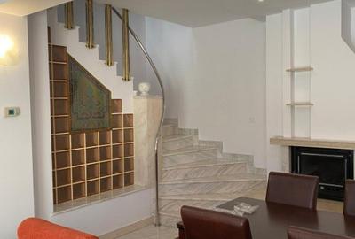 Casă cu 5 camere cu Teren 569 Mp în Băneasa - 1