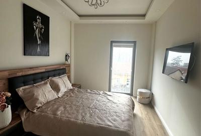 Apartament cu 3 camere decomandat în Central - 2