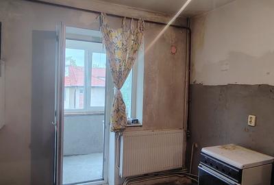 Apartament cu 3 camere decomandat în Central - 4