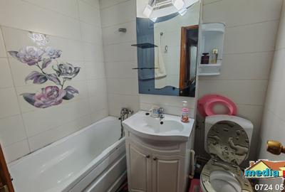 Apartament cu 3 camere semidecomandat în Micro 40 - 10