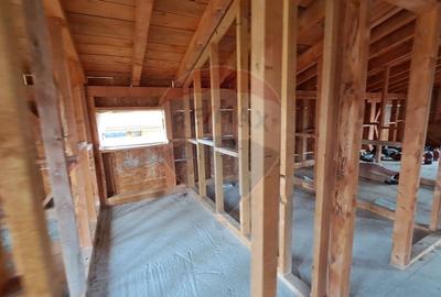 Casa la rosu in Crisitan, Brasov cu 4 camere de vanzare - 22