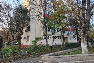 Str.Sg Nițu Vasile/Metru Piata Sudului 3 minute - 10