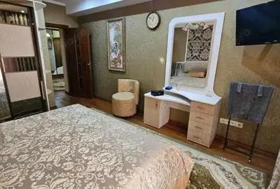 Apartament cu 3 camere decomandat în Girocului - 5