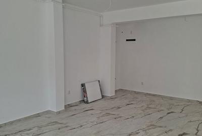 Spațiu comercial, de 65 mp, în Central