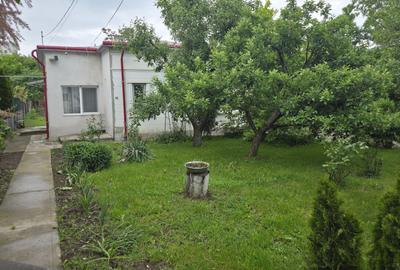 Casă cu 3 camere în Central - 3