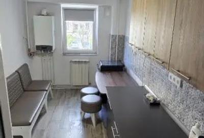 Apartament cu 2 camere decomandat în Peco - 2