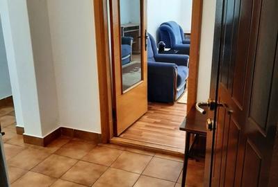 Apartament cu 2 camere decomandat în Negru Vodă - 4