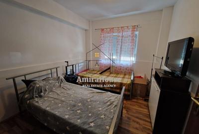 Apartament 3 camere de inchiriat, str Calea Turzii - 15