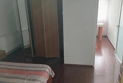 Garsonieră decomandată în 9 Mai - 1