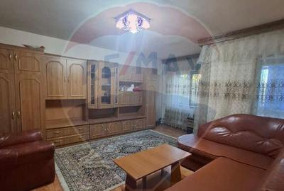 Apartament cu 3 camere de inchiriat in zona 1 Mai - 3