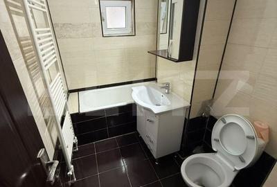 Apartament cu 3 camere decomandat în Independenței - 9