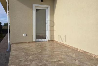 Duplex pe plan - strada asfaltata - zona linistita. - 7