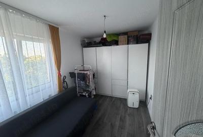Apartament cu 3 camere semidecomandat, mobilat în Central - 3