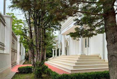 PROPRIETATE CU ENERGIE PURA |  Sanctuarul Eleganței și Rafinamentului - 29