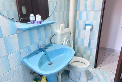 Inchiriere apartament 3 camere Drumul Sarii // Et. 4/4 // 97mp - 13