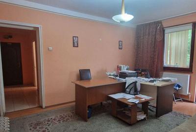 Trei camere etajul 1 , apartament Central. - 7