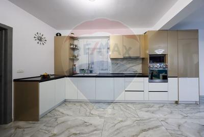 Casa 4 camere, de inchiriat, Izvor! - 2