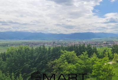 Apartament cu 4 camere decomandat în Cristian - 1