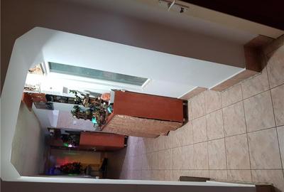 Casă cu 4 camere cu Teren 277 Mp în Girocului - 9