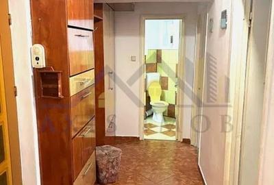 Apartament cu 3 camere semidecomandat în Lacu - 4