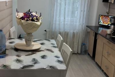 Apartament cu 3 camere semidecomandat, mobilat în Lipovei - 4