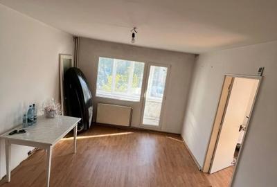 Apartament 3 camere zona Astra(Calea Bucuresti) - 1