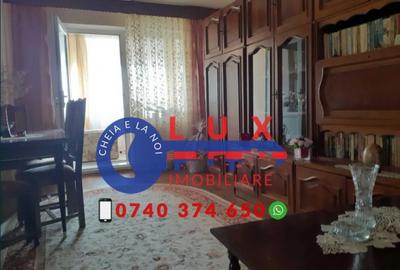 Apartament cu 3 camere decomandat în Central - 1