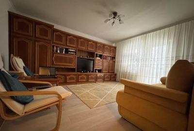 Apartament cu 3 camere decomandat în Vitan Mall - 1