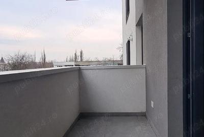 Apartament cu 2 camere decomandat în Micro 16 - 1
