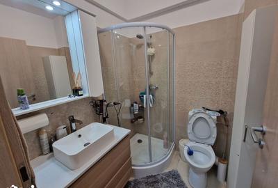 Apartament cu 3 camere în Central - 9