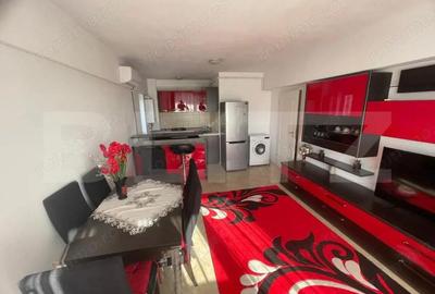 Apartament cu 3 camere decomandat în Cetate