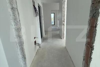 Apartament cu 3 camere decomandat în Central - 1