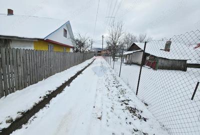 Teren de 325 mp, în Dobreni - 1