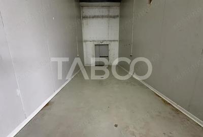 Spațiu comercial, de 825 mp, în Central