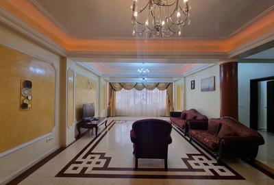 Casă individuală cu 6 camere cu Canalizare în Capitol - 1