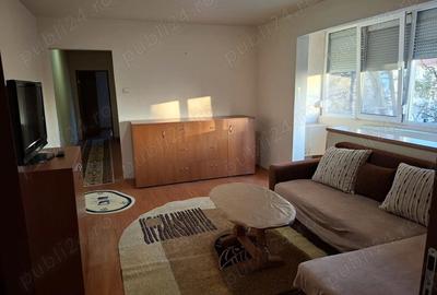 Apartament cu 3 camere decomandat în Circumvalațiunii - 1