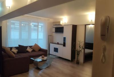 Apartament cu 2 camere semidecomandat în Calea Victoriei - 1