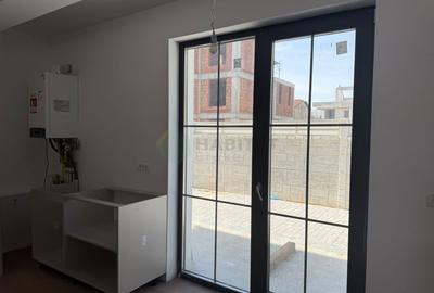 Duplex cu 4 camere cu Canalizare în Est - 4